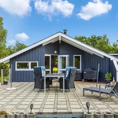 Nyaraló Elize - 10km From The Sea By Interhome *